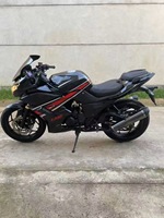 Motos sportives d'occasion de 250 cm³ à essence, couleur neutre, tout-terrain et de course sur route, voitures de sport et de course