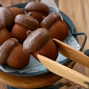 Moule à pâtisserie antiadhésif en forme de gland pour la pâtisserie des fêtes, moule à gâteau et à chocolat en acier au carbone - Product Image 2