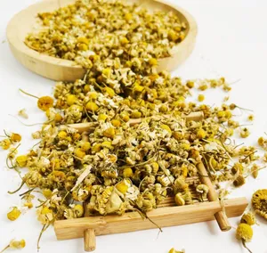 2023 naturale camomilla essiccata naturale prezzo all'ingrosso del tè del fiore biologico del tè dell'erba del fiore essiccato della camomilla