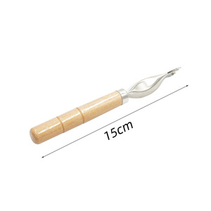 วงล้อวาดลายหนังแท้ ด้ามไม้ 15 ซม. สแตนเลส สำหรับงานศิลปะและงานฝีมือ - Product Image 1