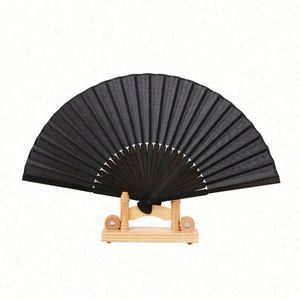 Éventail pliant personnalisé avec technique de peinture sur mesure, blanc et noir, fabriqué en polyester et tissu de bambou - Product Image 1