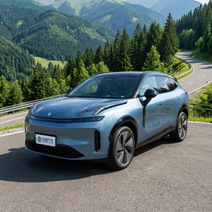 Lynk & Co 08 EM-P 2026 220KM 4WD Performance Halo, SUV Mediano Híbrido Enchufable, Vehículo Usado - Product Image 1