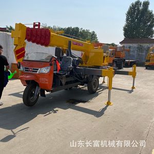 Grue sur camion à 3 roues, jaune, hauteur de levage 6 m, entretien facile, pour le transport en jardinage - Product Image 2