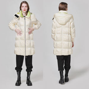 Veste matelassée décontractée pour femmes avec support OEM/ODM Manteau d'hiver en duvet de <span class=keywords><strong>canard</strong></span> blanc Personnalisable Fashion Print Pattern - Product Image 4