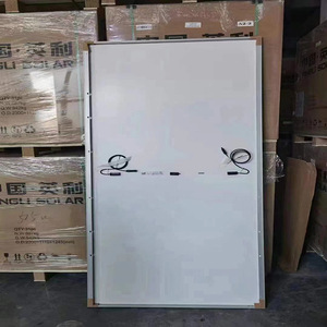 แผงโซลาร์เซลล์แบบโมโนคริสตัลไลน์ Yingli 540W 545W 550W แบบฮาล์ฟเซลล์ 144 เซลล์ ขนาด 156.75 มม. x 156.75 มม. ระบบไฟฟ้าโซลาร์เซลล์ - Product Image 2