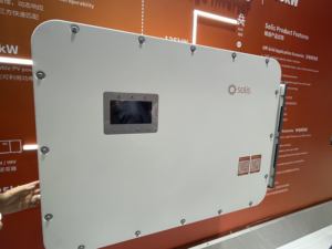 Solis S6-EH3P 80-125 K10-NV-YD-H 100kw 125kw商用エネルギー貯蔵用三相ハイブリッドソーラー - Product Image 4