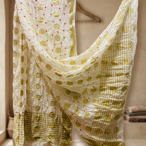 Bandhani à la main en soie brute pure Banarsi Dupatta/étole/enveloppement foulards et châles traditionnels livraison gratuite - Product Image 3