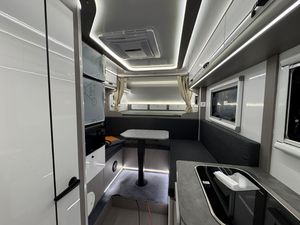 Camioneta Todoterreno con Espacio para Comer, Baño y Tanque de <span class=keywords><strong>Agua</strong></span> para Campamentos al Aire Libre, Uso Recreativo de Camioneta RV - Product Image 5