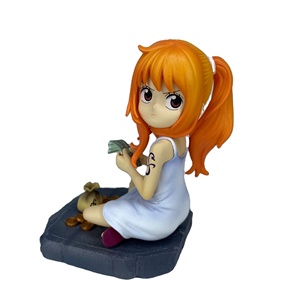 Figurine d'action Nami jeune de 10 cm, mignonne, One Piece, figurine d'anime, jouet, modèle, décoration de bureau, ornement pour boîtier d'ordinateur - Product Image 1