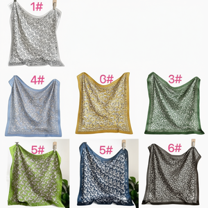 Écharpe carrée à fleurs de cajou 70x70 cm en polyester léger, accessoire de mode pour femme, printemps-été, multifonctionnelle - Product Image 1