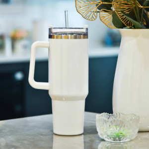 Vaso Térmico de 40 oz, Taza de Viaje de Doble Pared Aislada, Taza de Sublimación de 40 oz con Asa - Product Image 2