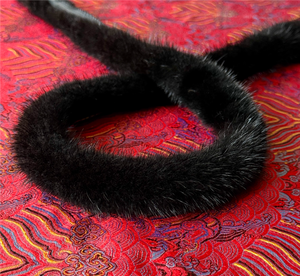 Bordo in Pelliccia Sintetica Personalizzato <span class=keywords><strong>di</strong></span> Colore Bianco, Effetto <span class=keywords><strong>Visone</strong></span> - Product Image 1