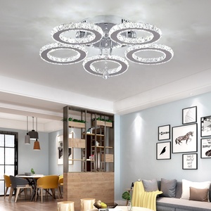Lampada da soffitto a LED moderna a 5 anelli di cristallo per l'illuminazione del soggiorno della camera da letto - Product Image 1