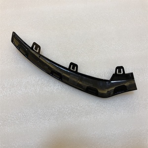 X253 pare-chocs avant droit moulure de garniture noire adaptée pour <span class=keywords><strong>Mercedes</strong></span> Benz <span class=keywords><strong>GLC</strong></span> Class GLC260 GLC300 année 2016 à <span class=keywords><strong>2019</strong></span> - Product Image 4