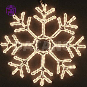 Luces LED Artísticas 3D con Forma de Copo de Nieve, Colgantes, Impermeables IP65, Colores Personalizables, para Iluminación Exterior en Invierno, Parques, Navidad - Product Image 5