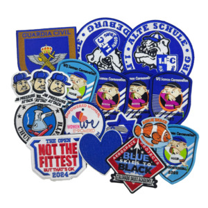 वेल्क्रो पैच के लिए थोक कस्टम कढ़ाई व्यक्तिगत पत्र बुना हुआ कपड़े बैज लोहे के वस्त्र लेबल - Product Image 4