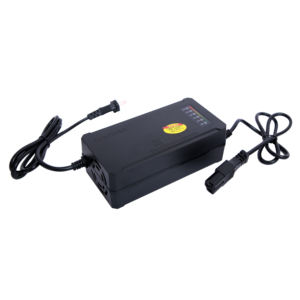 Cargador <span class=keywords><strong>de</strong></span> 60V 6A para Bicicleta Eléctrica, Motocicleta y Scooter, Cargador Electrónico <span class=keywords><strong>de</strong></span> Carga Lenta para Baterías <span class=keywords><strong>de</strong></span> Plomo-Ácido con Pantalla <span class=keywords><strong>de</strong></span> 6 Luces - Product Image 5