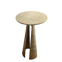 Vente en gros de table basse moderne en métal pour la décoration intérieure avec une grande table d'appoint pour boissons artisanales en aluminium antique argenté