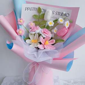 Exquisito Ramo <span class=keywords><strong>de</strong></span> Rosas <span class=keywords><strong>de</strong></span> Algodón Tejido a Mano - Arreglo Floral <span class=keywords><strong>de</strong></span> Alta Calidad, Duradero, Romántico y Soñador para el Día <span class=keywords><strong>de</strong></span> Acción <span class=keywords><strong>de</strong></span> Gracias - Product Image 3