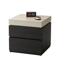 Table de Chevet en Chêne Style Nordique Moderne Minimaliste Italien, 3-4 Tiroirs, Écologique et Durable, Meuble de Chambre pour Appartement et Hôtel