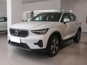 2025 Excelente rendimiento 7 velocidades doble embrague 180km 2,0 T 2024 <span class=keywords><strong>XC40</strong></span> coche compacto SUV VO-LVO <span class=keywords><strong>XC40</strong></span> EV <span class=keywords><strong>FWD</strong></span> - Product Image 3