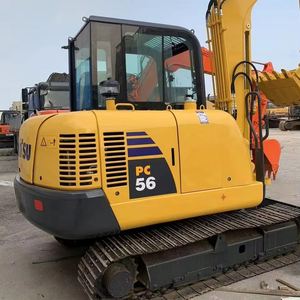 Excavatrice sur chenilles Komatsu PC56 d'occasion, 5 tonnes, avec godet, certifiée CE, mini-engin, moteur, pompe et roulement inclus - Product Image 1