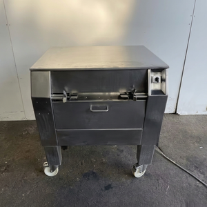 Ligne de lavage automatique de plateaux avec pompe et moteur de 15 kW - Product Image 1