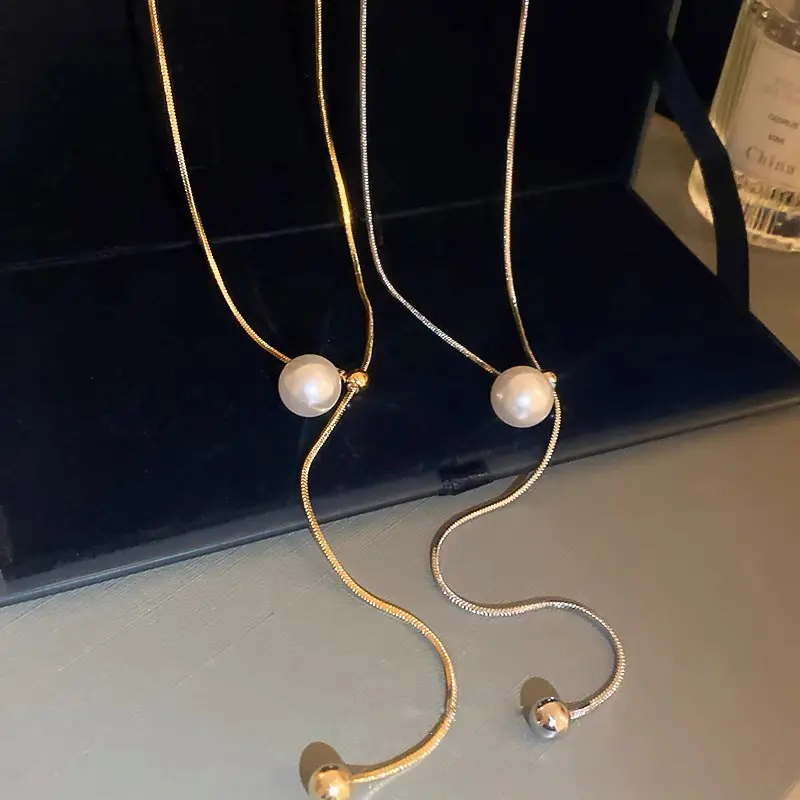 2024 Modische verstellbare Perlentitan-Halskette 18K Gold vergoldet Zange Doppelkugel Perlenanhänger-Halskette für Damen