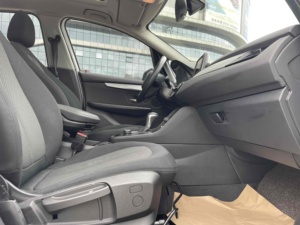 BMW Série 2 Tourer d'<span class=keywords><strong>occasion</strong></span> 2016, conduite à gauche, essence, monospace, pour l'exportation - Product Image 5