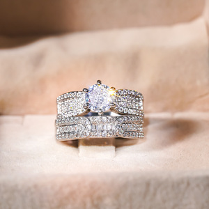 Anello Geometrico Elegante Abbinabile, Stile Lussuoso, Accessorio Romantico per Matrimoni e Feste, per Uso Quotidiano Femminile - Product Image 5