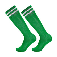 Vente en gros de chaussettes blanches pour le football Chaussettes de sport en coton Chaussettes de football à haute compression au genou