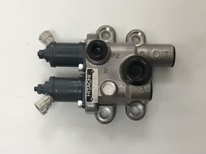 Suku cadang ekskavator zx200 <span class=keywords><strong>solenoid</strong></span> dengan holder 9254306 untuk <span class=keywords><strong>hitachi</strong></span> - Product Image 2