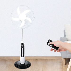 Ventilador de Pedestal de Plástico con Energía Solar YIHAN, Enfriamiento por Aire, Oscilante, 5 Aspas, 16 Aspas, Diámetro Ajustable, Motor DC, 30 dB - Product Image 1