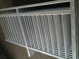 Rampe de balcon en acier inoxydable, design de <span class=keywords><strong>garde</strong></span>-<span class=keywords><strong>corps</strong></span> métallique pour escaliers - Product Image 5