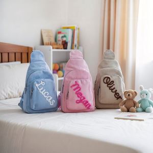 Sac fourre-tout bandoulière en velours côtelé, mini sac à main personnalisé avec nom tricoté et motif floral, sangle amovible, idéal pour les voyages et les vacances, cadeau - Product Image 3