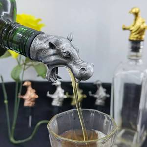Bouchon de bouteille en acier inoxydable en forme d'hippopotame avec <span class=keywords><strong>bec</strong></span> <span class=keywords><strong>verseur</strong></span>, outil de barman personnalisé pour le vin rouge et les spiritueux - Product Image 5