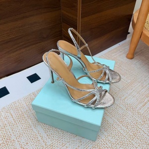 Sandalias de tacón de aguja con tira fina en la espalda, diseño minimalista con líneas huecas, elegantes zapatos de verano para mujer. - Product Image 5