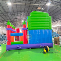 Structure gonflable pour adultes avec toboggan, structure gonflable aquatique