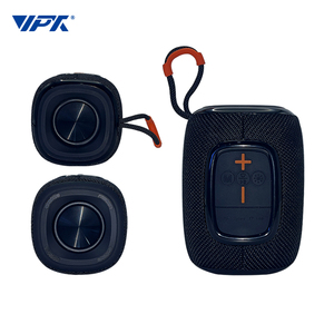 Altoparlante Portatile Wireless BT in Tessuto, Super Bassi, Audio Hi-Fi Attivo, Stereo con Luci Ritmiche, per Esterni - Product Image 6