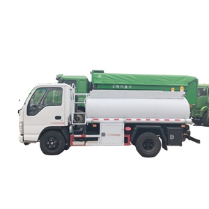 Camion-citerne à huile diesel ISUZU de marque japonaise, 3000L/3M3, avec distributeur de carburant, à vendre - Product Image 3