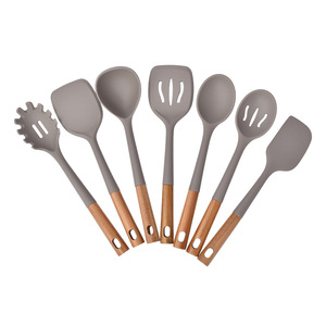 Ensemble d'ustensiles de cuisine en silicone 7 pièces, outils de cuisson antiadhésifs avec manches en bois, compatibles lave-vaisselle, qualité alimentaire - Product Image 1
