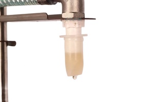 <span class=keywords><strong>Petit</strong></span> miel semi-automatique Tahini ketchup sans bourrage de particules dures 8 <span class=keywords><strong>litres</strong></span> pompe à engrenages viscosité 1000-3500 machine de remplissage liquide - Product Image 6