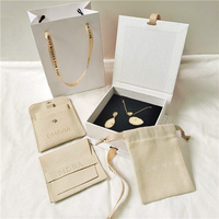 Boîte à bijoux personnalisée avec logo CH avec pochette d'emballage de bijoux et sac cadeau en papier Pochette à bijoux en coton microfibre suédé