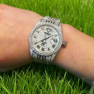 Reloj Automático de Lujo con Moissanita VVS1 de 41 mm, Color D, Plateado, Hecho a Mano - Product Image 3