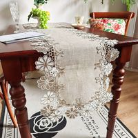 Nappe et chemins de table rectangulaires en lin brodés de dentelle florale pour la restauration, les événements et les réceptions – Prix de gros