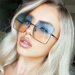 Lunettes de soleil surdimensionnées pour femmes, tendance 2022, verres dégradés vintage, monture métallique demi-carrée - Product Image 2