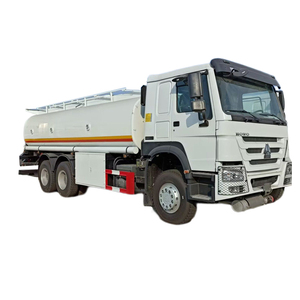 Camion-citerne à carburant diesel Sinotruk Howo neuf 6x4, capacité de 20 000 litres - Product Image 6