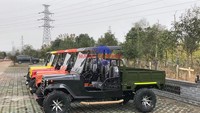 Jeep 4x4 style camouflage MH avec pneus tout-terrain, système de treuil, châssis robuste en acier, moteur essence 351-450 ch, batterie au plomb-acide, garantie 2 ans