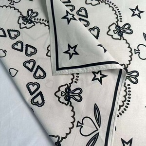 Écharpes pour hommes grand bandana personnalisé pour femmes 100% coton vente en gros de cheveux de <span class=keywords><strong>cowboy</strong></span> coloré Paisley - Product Image 2