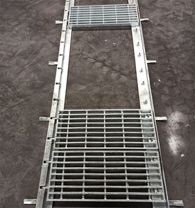 Grilles <span class=keywords><strong>en</strong></span> acier galvanisé à fentes continues pour couvercles de caniveaux de drainage - Product Image 4